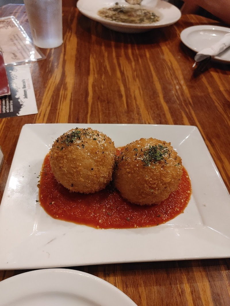 HDR debug info : SBAR:0.5 WHAR:0.3 BAR:1.6 WBR:27.7 WDR:0.0 CB:1 CR:0.1 U:-17 UW:-4 US:-17 LIF:1.0 OCD:0 EXT:0.0 UGN:0.0 AIScene(22)   WDR(0,0)SV(3)SGL(0)HGL(0)SGLPU(0)SGLAY(0)AY(118)