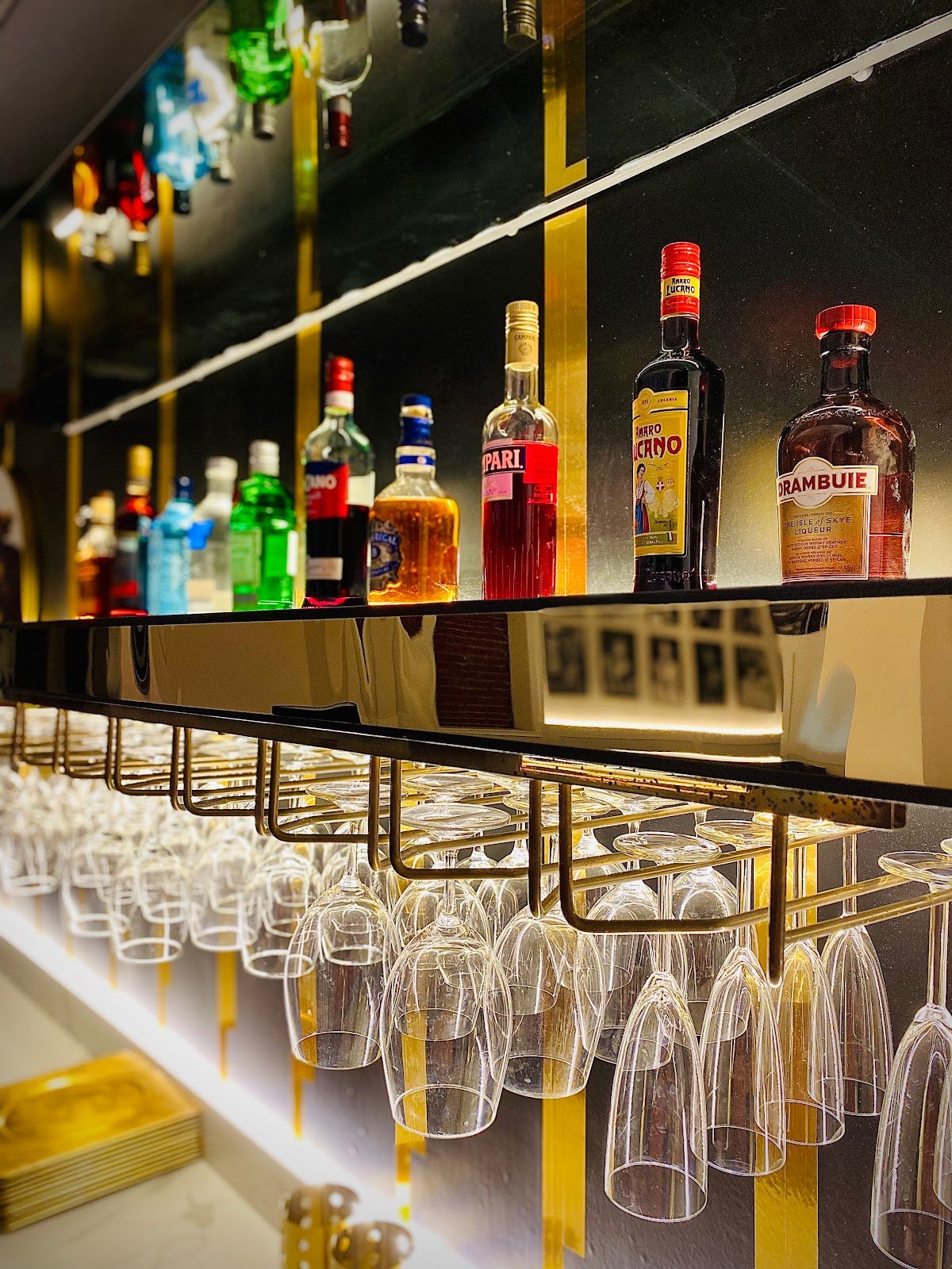 Sophia’s Cocktail Lounge